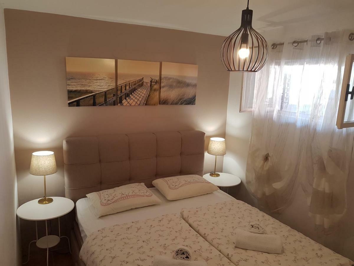Apartments Marusic - Kristijan Lopar Kültér fotó